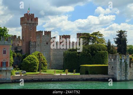 Schloss Lazise, Gardasee, Gardasee, Gardasee, Italien Stockfoto