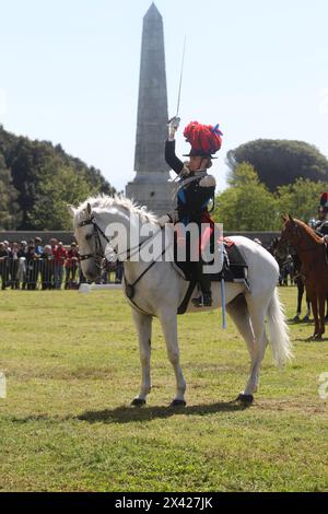 28. April 2024, Carditello, Campania/Caserta, Italien: Historisches Karussell mit der Aufführung des 4. Carabinieri-Pferderegiments. (Kreditbild: © Salvatore Esposito/Pacific Press via ZUMA Press Wire) NUR REDAKTIONELLE VERWENDUNG! Nicht für kommerzielle ZWECKE! Stockfoto