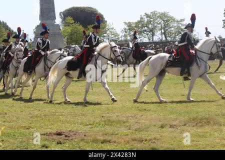 28. April 2024, Carditello, Campania/Caserta, Italien: Historisches Karussell mit der Aufführung des 4. Carabinieri-Pferderegiments. (Kreditbild: © Salvatore Esposito/Pacific Press via ZUMA Press Wire) NUR REDAKTIONELLE VERWENDUNG! Nicht für kommerzielle ZWECKE! Stockfoto