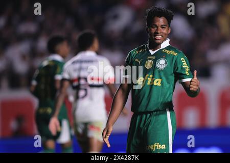 Sao Paulo, Brasilien. April 2024. SP - SAO PAULO - 04/29/2024 - BRASILIANER A 2024, SAO PAULO x PALMEIRAS - PALMEIRAS Spieler Endrick während eines Spiels gegen Sao Paulo im Morumbi Stadion für die brasilianische A 2024 Meisterschaft. Foto: Ettore Chiereguini/AGIF Credit: AGIF/Alamy Live News Stockfoto