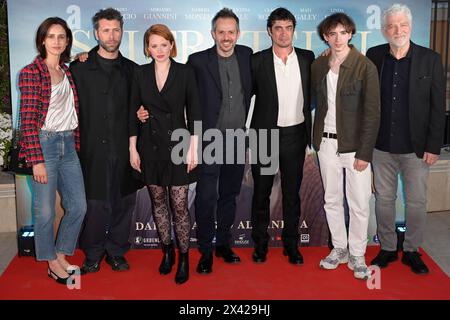 Rom, Italien. April 2024. Sehen Sie sich den roten Teppich des Films „sei fratelli“ im Cinema Barberini an. Quelle: SOPA Images Limited/Alamy Live News Stockfoto