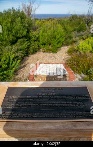 Gallipoli war Monument mit einer Gedenktafel, die die Schlacht von Lone Pine im August 1915 beschreibt, Memorial Walk North Head Manly, Sydney, Australien Stockfoto
