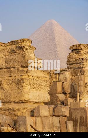 Gizeh, Kairo, Ägypten. Die Pyramide von Khufu, die große Pyramide von Gizeh. Stockfoto