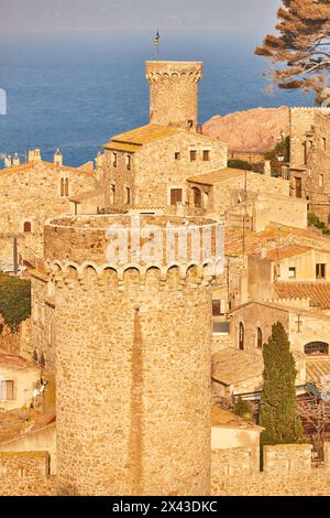 Mediterranes Dorf Tossa de Mar. Costa Brava, Katalonien, Spanien Stockfoto