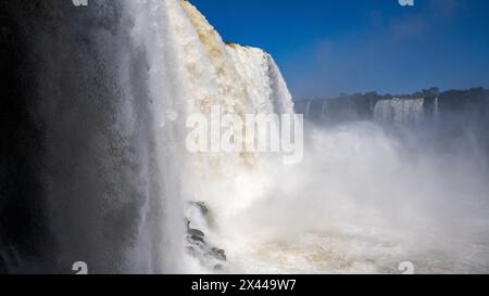 Iguazu Falls, Path of the Falls Trail, Foz do Iguacu, Brasilien Stockfoto