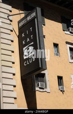 „Cabaret Kit Kat Club“ Revival Marquee im August Wilson Theatre, NYC, USA 2024 Stockfoto