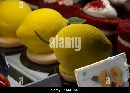 Angelina ist 2024 die erste asiatisch inspirierte italienische Bäckerei in New York City, USA Stockfoto