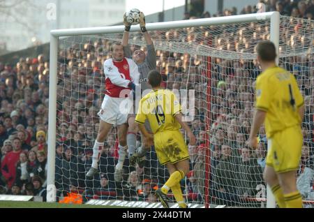 PIC Shows: Arsenal V Charlton 2004 28/2/2004 PIC gavin rodgers/pixel8000 Stockfoto