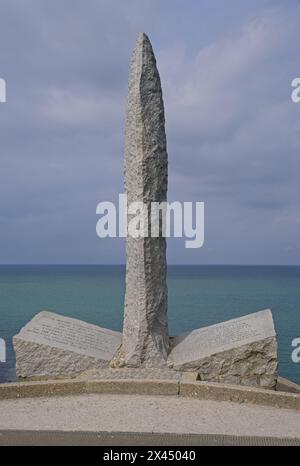 Cricqueville-en-Bessin, Frankreich - 23. April 2024: Deutsche Pointe du hoc Batterie in Cricqueville-en-Bessin während des Zweiten Weltkriegs. Sie kämpfen gegen US R Stockfoto