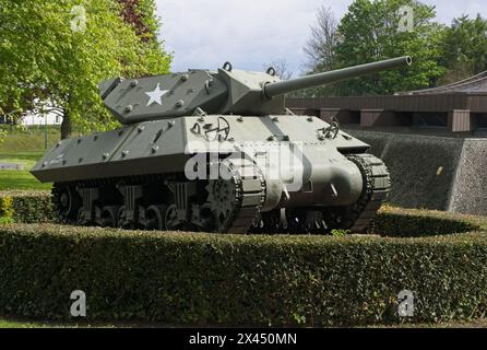 Bayeux, Frankreich - 28. April 2024: Panzerzerstörer M10 (Wolverine). Eine Sherman M4-Panzervariante während des Zweiten Weltkriegs. Selektiver Fokus. Stockfoto