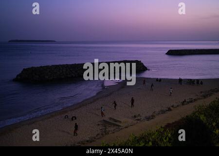 Dakar, Senegal. April 2024. © Nicolas Remene/Le Pictorium/MAXPPP - Dakar 19/04/2024 Nicolas Remene/Le Pictorium - 19/04/2024 - Senegal/Dakar/Dakar - Plages et amenagements le Long de la Corniche ouest de Dakar au Senegal, le 19. april 2024. - Valeurs ACtuelles out, no jdd, jdd out, RUSSIA OUT, NO RUSSIA OUT #norussia/19/04/2024 - Senegal/Dakar/Dakar - Strände und Einrichtungen entlang der westlichen Corniche von Dakar, Senegal, 19. April 2024. Quelle: MAXPPP/Alamy Live News Stockfoto