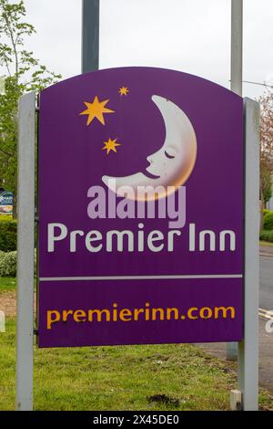 Uxbridge, Großbritannien. April 2024. Ein Premier Inn in Uxbridge im Londoner Stadtteil Hillingdon. Kredit: Maureen McLean/Alamy Stockfoto