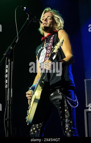 Mailand, Italien. September 2022. Ben Wells von der amerikanischen Rockband Black Stone Cherry tritt bei Alcatraz auf. Die Band besteht aus Chris Robertson an Lead-Gesang und Lead-Gitarre, Ben Wells an Rhythmusgitarre und Background-Gesang, Steve Jewell am Bass und Background-Gesang und John Fred Young am Schlagzeug und Background-Gesang. Black Stone Cherry hat sieben Studioalben und zwei EPS veröffentlicht, und sie hatten siebzehn Singles in den US-amerikanischen Mainstream Rock Tracks Charts. (Foto: Mairo Cinquetti/NurPhoto) Credit: NurPhoto SRL/Alamy Live News Stockfoto