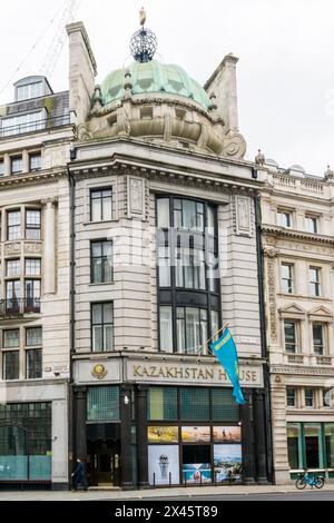Kasachstan House in Pall Mall. Die Botschaft von Kasachstan seit 2013. Siehe D2T8P3 für frühere Botschaften. Stockfoto