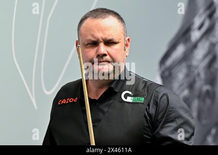 Stephen Maguire reagiert auf die Cazoo World Championships 2024 im Crucible Theatre, Sheffield, Großbritannien. April 2024 30. (Foto: Cody Froggatt/News Images) in Sheffield, Großbritannien am 30.2024. (Foto: Cody Froggatt/News Images/SIPA USA) Credit: SIPA USA/Alamy Live News Stockfoto