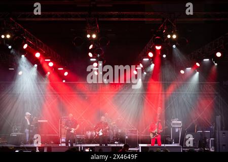 Spider Murphy Gang, EHC - Rock in den Mai am 30.04.2024 in Königsbrunn, Pharmpur Eisarena. Bayern Deutschland *** Spider Murphy Gang, EHC Rock in Mai am 30 04 2024 in Königsbrunn, Pharmpur Eisarena Bayern Germany Stockfoto