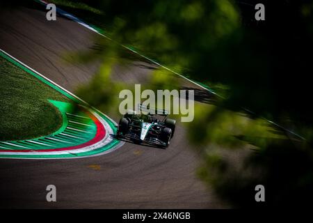 Imola, Italien. April 2024 30. Kimi Antonelli (ITA) Mercedes AMG Reservefahrer und f2 Fahrer für prema Racing, Lauf mit einem F1-Auto in Imola 30 April 2024 mit Mercedes AMG W13 2022 Credit: Independent Photo Agency/Alamy Live News Stockfoto