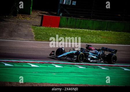 Imola, Italien. April 2024 30. Kimi Antonelli (ITA) Mercedes AMG Reservefahrer und f2 Fahrer für prema Racing, Lauf mit einem F1-Auto in Imola 30 April 2024 mit Mercedes AMG W13 2022 Credit: Independent Photo Agency/Alamy Live News Stockfoto