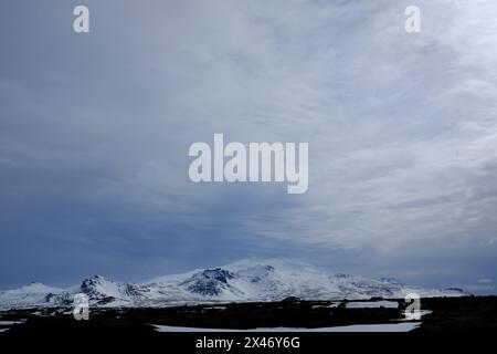 Spektakuläre vulkanische Aussicht vom Saxholl Vulkankrater, Snaefellsnes Halbinsel, Island Stockfoto