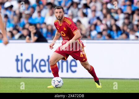 Neapel, Italien. April 2024. Bryan Cristante von AS Roma während der Serie A TIM Match zwischen SSC Napoli und AS Roma im Stadio Diego Armando Maradona am 28. April 2024 in Neapel Credit: Giuseppe Maffia/Alamy Live News Stockfoto