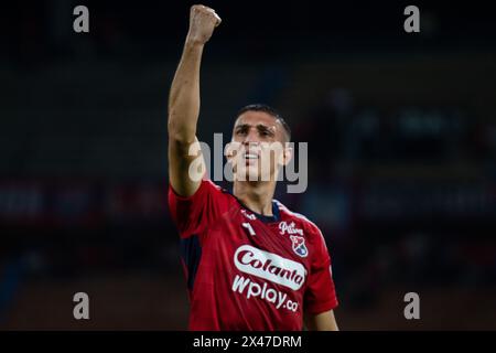 Medellin, Kolumbien. April 2024. Deportivo Independiente Medellin's Miguel Angel Monsalve feiert ein Tor beim CONMEBOL Sudamericana Spiel zwischen Deportivo Independiente Medellin und Defensa y Justicia in Medellin, Kolumbien, 25. April 2024. Foto: Camilo Moreno/Long Visual Press Credit: Long Visual Press/Alamy Live News Stockfoto