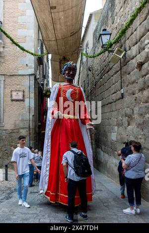 Parade der Tarasca und der Riesen und großen Köpfe am Fronleichnam von Toledo, Spanien Stockfoto