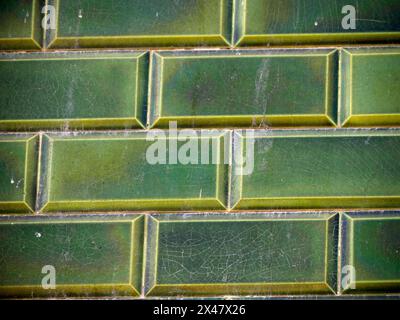 Aveiro, Portugal, portugiesische Fliesen Azulejo. Traditionelles Dekorationsmuster an den Außenwänden des Hauses Stockfoto