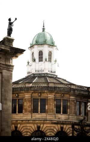 Das historische Sheldonian Theatre im Stadtzentrum von Oxford, entworfen von Sir Christopher Wren. Stockfoto