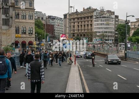 Istanbul, Türkei, 1. Mai 2024, im Vorgriff auf die Proteste zum Tag der Arbeit wurden viele Straßen gesperrt und der Verkehr eingeschränkt. In Istanbul waren hauptsächlich Touristen auf der Straße. Quelle: Ingrid Woudwijk/Alamy Live News Stockfoto