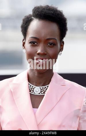 Lupita Nyongo beim Photocall zum Kinofilm Ein ruhiger Ort: Tag Eins auf dem IET Building. London, 01.05.2024 *** Lupita Nyongo beim Fotobesuch für den Film A Quiet Place Day One A Quiet Place Day One im IET Building London, 01 05 2024 Foto:XS.xVasx/xFuturexImagex Quiet 4408 Stockfoto