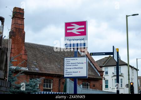 LONDON, 3. APRIL 2024: Cricklewood Station in Brent, Nordwest-London Stockfoto