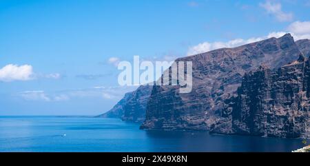 Die berühmten Klippen in Los Gigantes im Westen der Kanarischen Inseln Stockfoto
