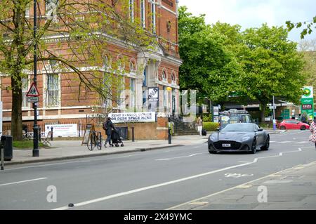 LONDON, 22. APRIL 2024: WAC Arts in der Old Town Hall in Belsize Park, Hampstead Stockfoto