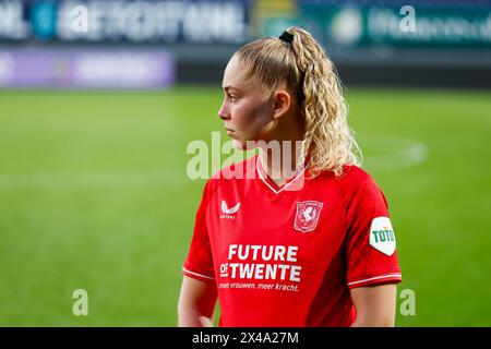 SITTARD - 01.05.2024, Fortuna Sittard Stadion, Fußball, niederländisches Azerion Vrouwen Eredivisie, Saison 2023 - 2024. Fortuna Sittard - FC Twente (Frau), enttäuscht Credit: Pro Shots/Alamy Live News Stockfoto