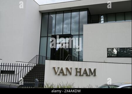 Eingang zu Van Ham Kunstauktionen, ein deutsches Kunstauktionshaus *** Eintritt zu Van Ham Art Auctions, einem deutschen Kunstauktionshaus Stockfoto
