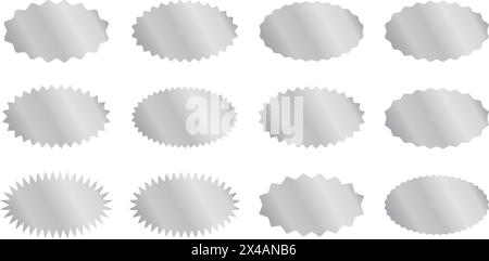 Satz silberner ovaler Aufkleber mit gewellten und Zickzackbändern. Glänzende Etiketten, Abzeichen, Preisschilder, Coupons mit geschwungenen und gezackten Kanten isoliert auf weißem Hintergrund. Vektorabbildung. Stock Vektor