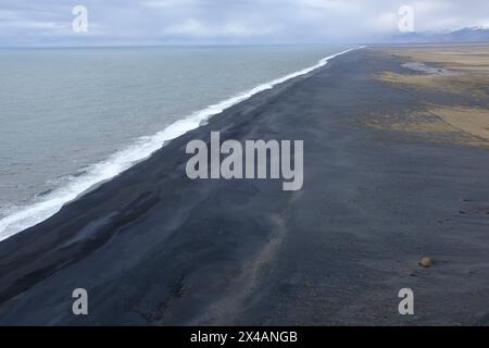 Black Beach in Dyrholaey, Vik, Island Stockfoto