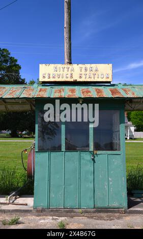 Verlassene Tankstelle in Nitta Yuma, Mississippi. Stockfoto