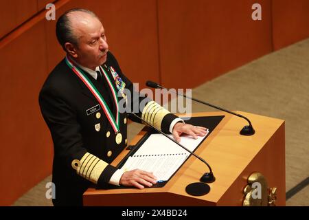 Nicht exklusiv: Mexikanisches Marineministerium, Admiral Rafael Ojeda Durán und die Präsidentin des Verwaltungsrats des mexikanischen Senats, Ana Lilia R. Stockfoto