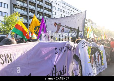 Berliner Revolutionäre 1. Mai-Demo, Heraus zum revolutionaeren 1. Mai , Berlin, 01.05.2024 Revolutionäre 1. Mai-Demo, Heraus zum revolutionaeren 1. Mai , Berlin, 01.05.2024 *** Berlin Revolutionaere 1 Mai Demo, Heraus zum revolutionaeren 1 Mai , Berlin, 01 05 2024 Revolutionaere 1 Mai Demo, Heraus zum revolutionaeren 1 Mai , Berlin, 01 05 2024 Copyright: XEibner-Pressefoto/JadrankoxMarjax EP JMC Stockfoto