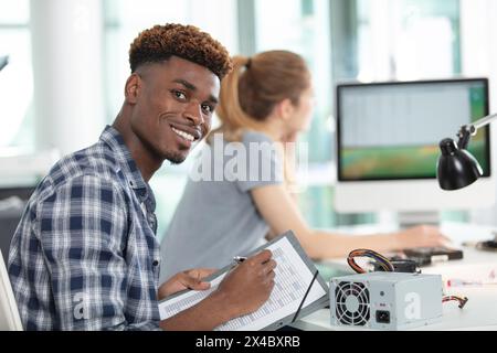 Ingenieurstudenten im Labor Stockfoto