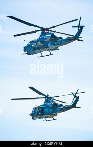 Hubschrauber Bell AH-1Z Viper und Bell UH-1Y Venom am 22. Tag der offenen Tür für die Öffentlichkeit in Namest' nad Oslavou, Region Trebic, Tschechische Republik, 1. Mai 2024. (CTK Foto/Patrik Uhlir) Stockfoto