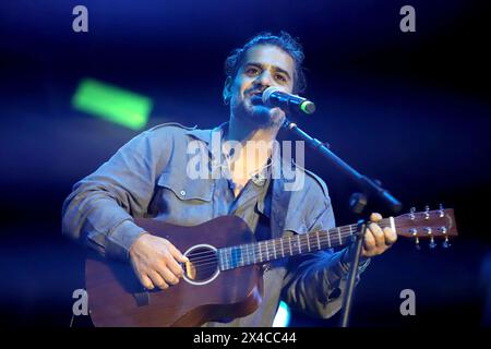 Taranto, Italien. Mai 2024. Mannarino. Während des Concerto Primo Maggio A Taranto, Musikkonzert in Taranto, Italien, 01. Mai 2024 Credit: Independent Photo Agency/Alamy Live News Stockfoto