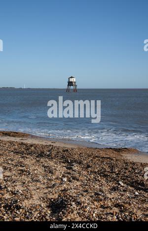 Viktorianische Leuchttürme am Strand von Dovercourt, Harwich, Essex im Vereinigten Königreich Stockfoto