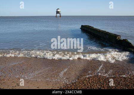 Ein viktorianischer Leuchtturm auf See in Dovercourt, Harwich, Essex, Großbritannien Stockfoto