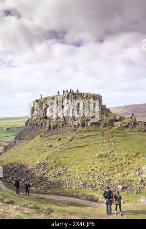 The Fairy Glen, eine geographische Formation aus Kalkstein, Uig, auf der schottischen Isle of Skye. Stockfoto