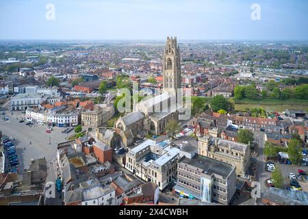 Boston ist eine Marktstadt und ein Binnenhafen im gleichnamigen Borough im County Lincolnshire, England. St. Botolph's Church ist die anglikanische Kirche Stockfoto