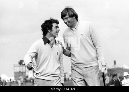 Aktenfoto von Peter Oosterhuis vom 09/73 (rechts). Peter Oosterhuis, ehemaliger Ryder Cup-Spieler und beliebter Fernsehkommentator, ist im Alter von 75 Jahren gestorben, wie die PGA Tour bekannt gab. Ausgabedatum: Donnerstag, 2. Mai 2024. Stockfoto