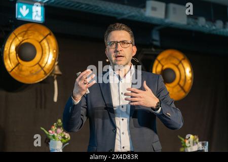 Carsten C. Schermuly Prof. Dr. rer. nat. Carsten C. Schermuly, Diplom-Psychologe, Leiter des Studiengangs Internationale Betriebswirtschaftslehre mit Schwerpunkt Wirtschaftspsychologie an der SRH Hochschule Berlin. Kiel Schleswig-Holstein Deutschland fpr-schermuly-2298 *** Carsten C Schermuly Prof Dr rer nat Carsten C Schermuly, Diplom-Psychologe, Leiter des Studiengangs International Business Administration mit Schwerpunkt Wirtschaftspsychologie an der SRH Hochschule Berlin Kiel Schleswig Holstein Deutschland fpr schermuly 2298 Stockfoto