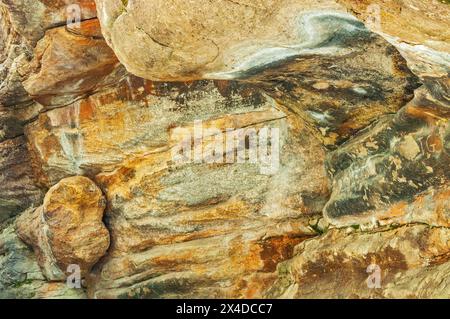 Kanada, Alberta, Jasper National Park. Detail der Canyonwände an den Athabasca Falls. Stockfoto